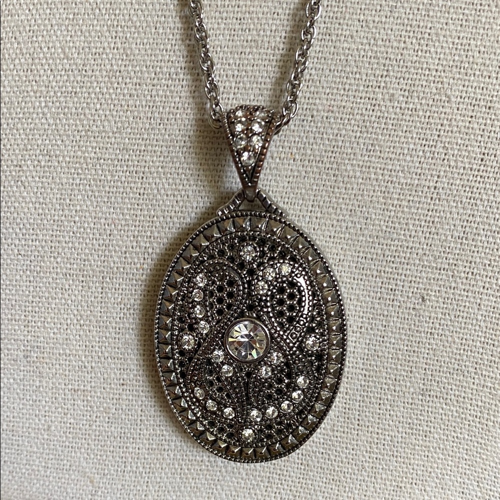 Lia Sophia Estate Necklace